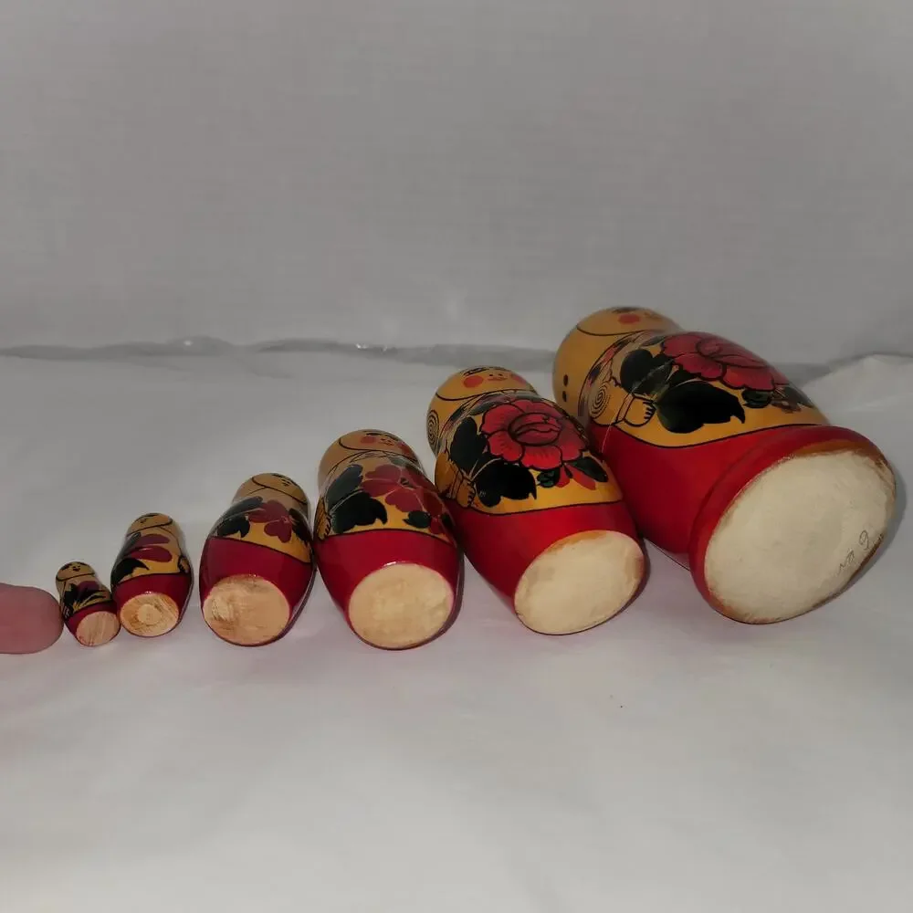 Matryoshka Set 6 Wooden Wood stacking dolls toy nesting Russian tea Toy Collect